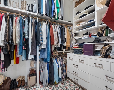 1175 San Bernard St - Photo Thumbnail 15