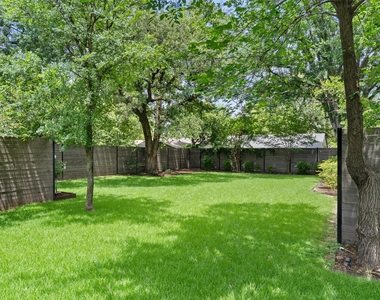 1175 San Bernard St - Photo Thumbnail 28