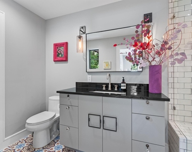 1175 San Bernard St - Photo Thumbnail 18