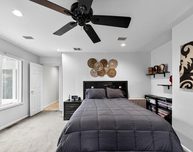 203 Sunshine Lakes Drive - Photo Thumbnail 18