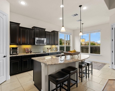 1113 Hartman Dr - Photo Thumbnail 14