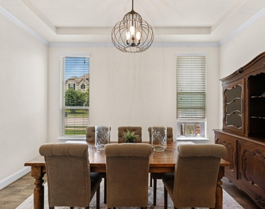 1113 Hartman Dr - Photo Thumbnail 8