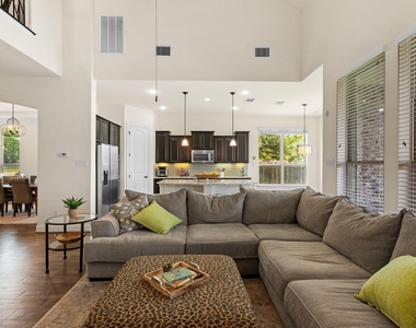 1113 Hartman Dr - Photo Thumbnail 11