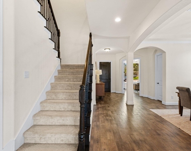 1113 Hartman Dr - Photo Thumbnail 9