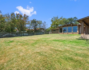 6501 Mesa Dr - Photo Thumbnail 28