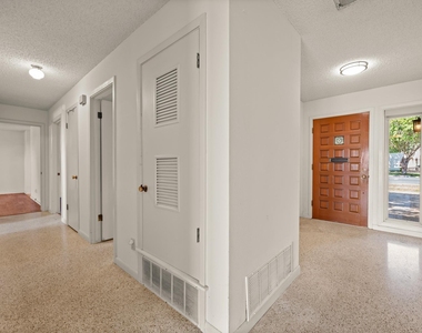 6501 Mesa Dr - Photo Thumbnail 17