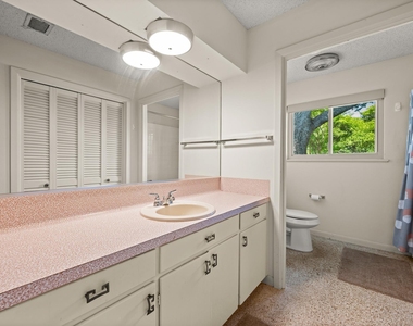 6501 Mesa Dr - Photo Thumbnail 25
