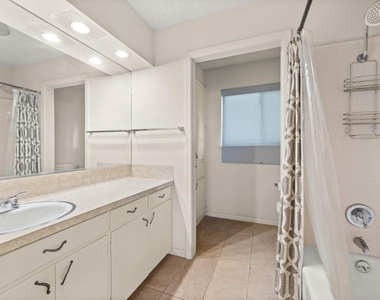 6501 Mesa Dr - Photo Thumbnail 22
