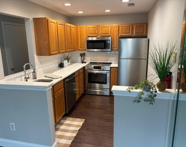 1002 Squirrel Road - Photo Thumbnail 4