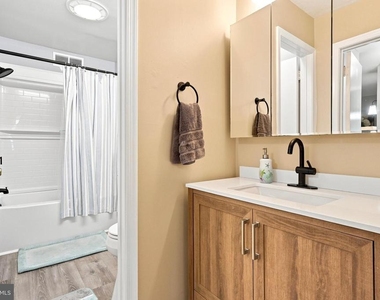 53 W Bluebell Lane - Photo Thumbnail 9