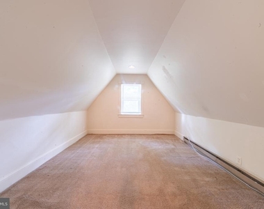 920 Cinnaminson Avenue - Photo Thumbnail 10