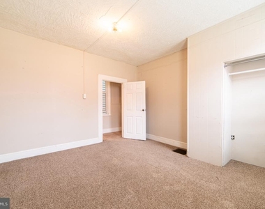 23 Pine Street - Photo Thumbnail 4
