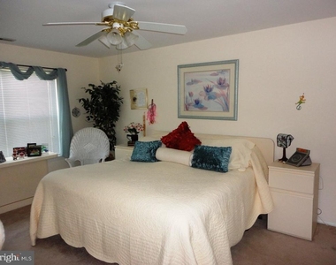 4603a Adelaide Drive - Photo Thumbnail 5
