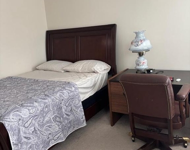 2802 Gramercy Way - Photo Thumbnail 12