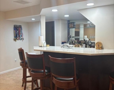 2802 Gramercy Way - Photo Thumbnail 17