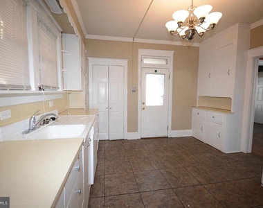 623 Guilford Avenue - Photo Thumbnail 10