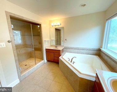 46895 Whittemoore Court - Photo Thumbnail 27