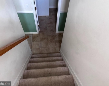 23047 Gunston Drive - Photo Thumbnail 19