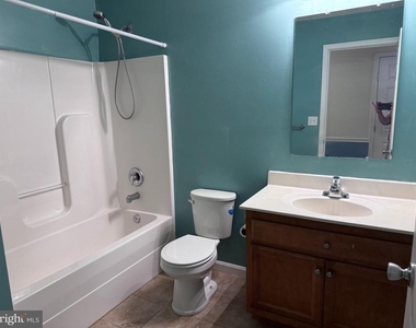 23047 Gunston Drive - Photo Thumbnail 11