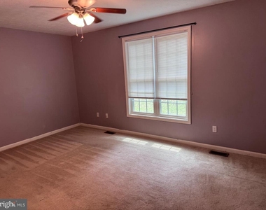 23047 Gunston Drive - Photo Thumbnail 16