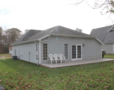 48070 Mayflower Drive - Photo Thumbnail 6