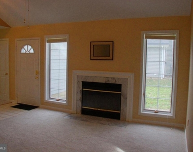 48070 Mayflower Drive - Photo Thumbnail 19