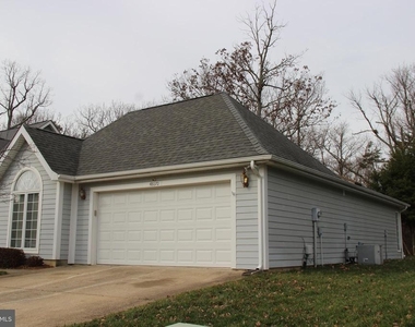 48070 Mayflower Drive - Photo Thumbnail 2