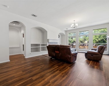 3013 Covington Pl - Photo Thumbnail 6