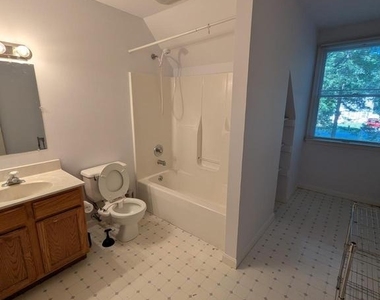 627 Davol Road - Photo Thumbnail 7