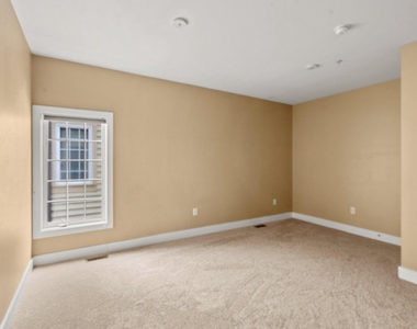 9625 Milestone Way - Photo Thumbnail 19