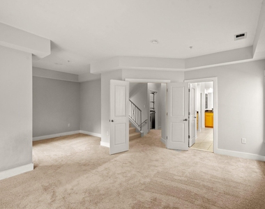 9625 Milestone Way - Photo Thumbnail 12