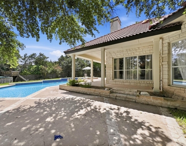 6 Candleleaf Ct - Photo Thumbnail 2
