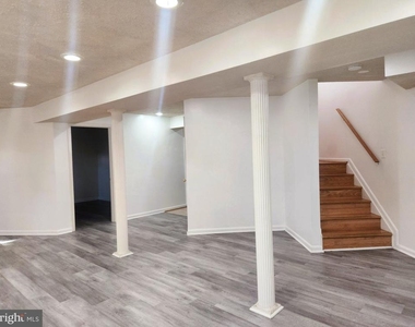 406 Clairborne Street - Photo Thumbnail 18
