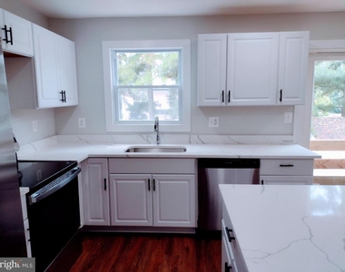 12707 Duckettown Road - Photo Thumbnail 3