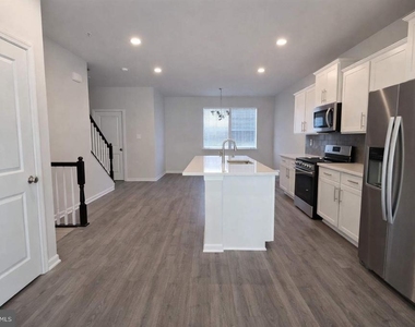 8706 Cherrybark Road - Photo Thumbnail 3