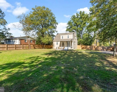6903 Friendship Road - Photo Thumbnail 10