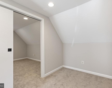 6903 Friendship Road - Photo Thumbnail 27