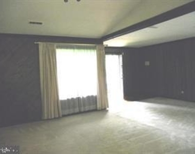 15825 Perkins Lane - Photo Thumbnail 2