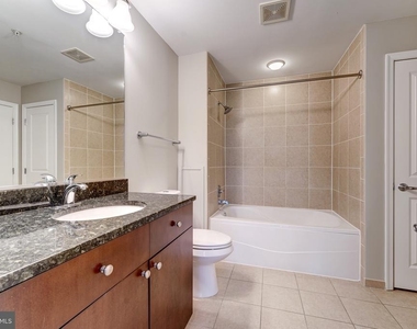 155 Potomac - Photo Thumbnail 12