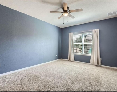 324 Sandhill Piper St - Photo Thumbnail 9