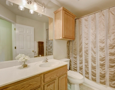 10312 Huxley St - Photo Thumbnail 11