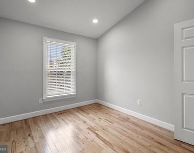 10 Loganwood Court - Photo Thumbnail 23