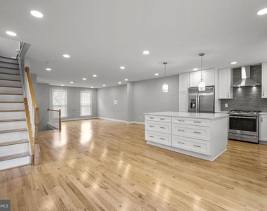 10 Loganwood Court - Photo Thumbnail 8