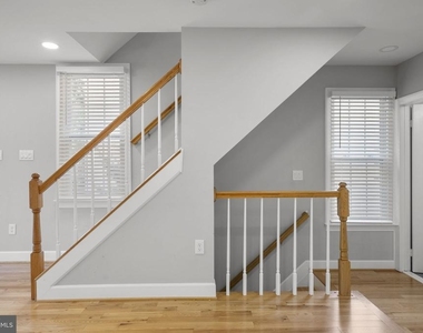 10 Loganwood Court - Photo Thumbnail 14