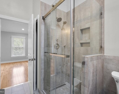 10 Loganwood Court - Photo Thumbnail 21