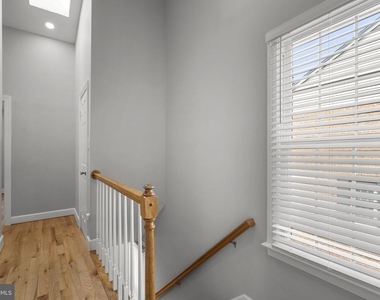 10 Loganwood Court - Photo Thumbnail 15