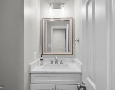 10 Loganwood Court - Photo Thumbnail 33