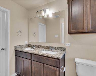 6407 Hercules Ave - Photo Thumbnail 13