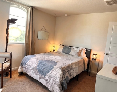 10005 Dalliance Ln - Photo Thumbnail 24