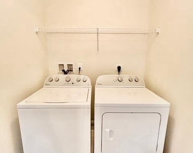 140 Copley Circle - Photo Thumbnail 23